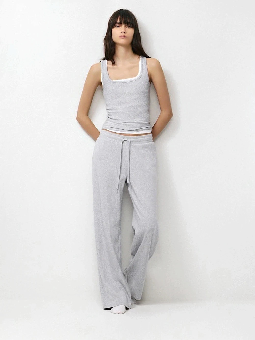 NWT Aritzia HomeStretch™ Rib Kickback Pant - Medium Tall